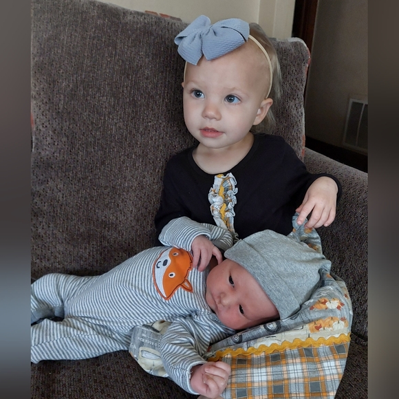 Meet your Posher, Cara - Picture 4 of 6